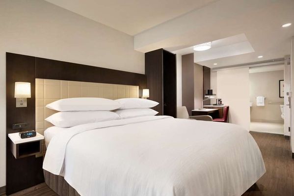 Embassy Suites by Hilton New York Manhattan Times Square by null