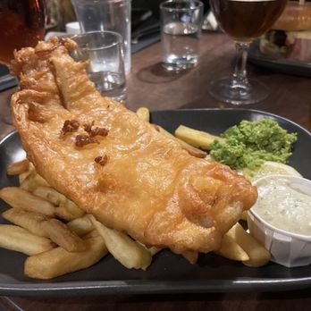 Isles Inn - Fish and Chips - Pubs Near Me - Portree, HLD Isles Inn - Fish and Chips - Pubs Near Me - Portree, HLD