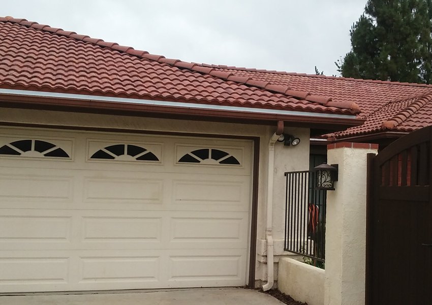 Slide of Alfredo's Roofing