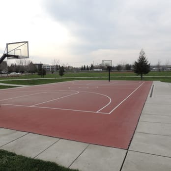 Peregrine Park - basketball court - Playgrounds Near Me - Sacramento, California Peregrine Park - basketball court - Playgrounds Near Me - Sacramento, California