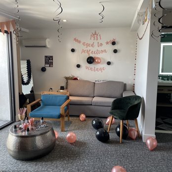 Bellanca Hotel - Hotels Near Me - Avalon, California