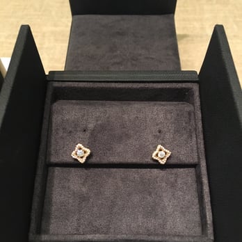 David Yurman - Quatrefoil Venetian rose gold earrings. - Jewelry Near Me - Santa Clara, California David Yurman - Quatrefoil Venetian rose gold earrings. - Jewelry Near Me - Santa Clara, California