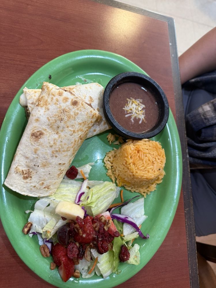 El Principio Bar and Grill