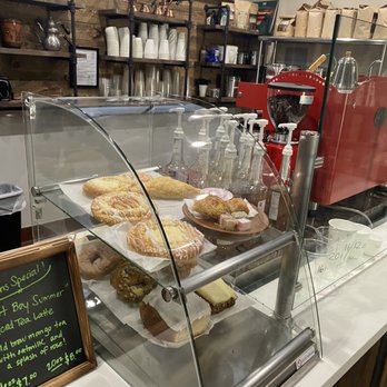 Mundial Coffee - They have a variety of pastries. Cinnamon roll is huge and yummy - Coffee & Tea Near Me - Riverside, California