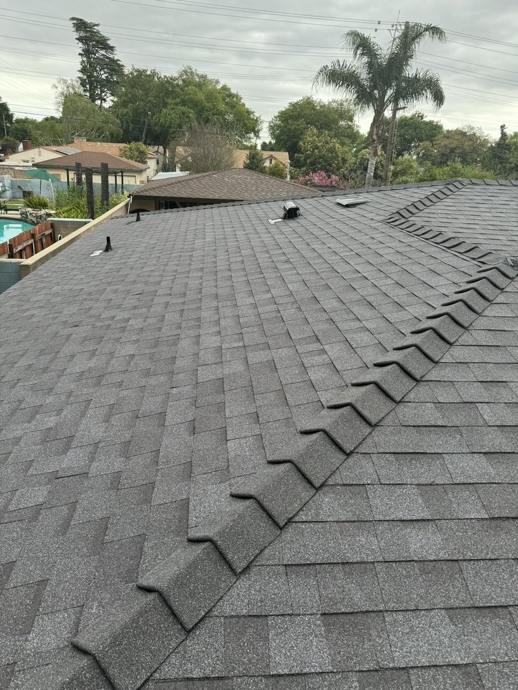 Slide of Garmar Roofing