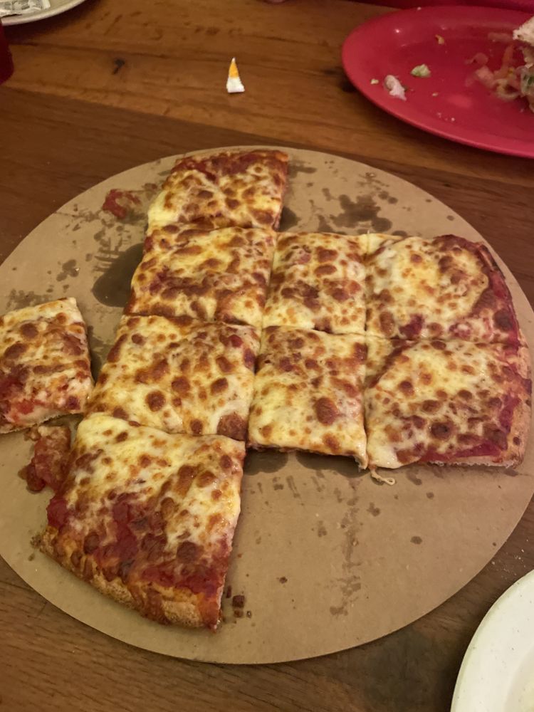Cristy's Pizza Lancaster East