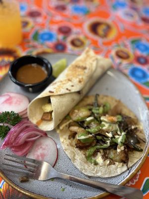 Tacos El Lago by null