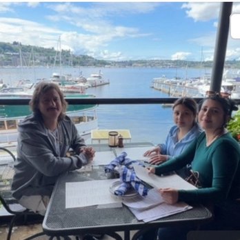 Duke's Seafood - Seafood Near Me - Seattle, Washington