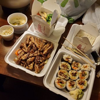 Chu’s Too - Chicken teriyaki, spider roll, scallop and veggies stir fried. - Japanese Near Me - Redding, California Chu’s Too - Chicken teriyaki, spider roll, scallop and veggies stir fried. - Japanese Near Me - Redding, California