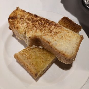 Caesar's Steak House - Starters: cheese toast and garlic toast - Steakhouses Near Me - Calgary, Alberta