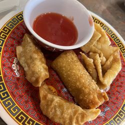 Shanghai Buffet - Dumplings and eggroll