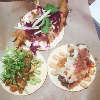 La Carnita - Mexican Near Me - Toronto, Ontario La Carnita - Mexican Near Me - Toronto, Ontario