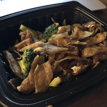 Golden Thai - Thai Near Me - Chicago, Illinois