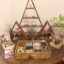 Showroom - Crystals