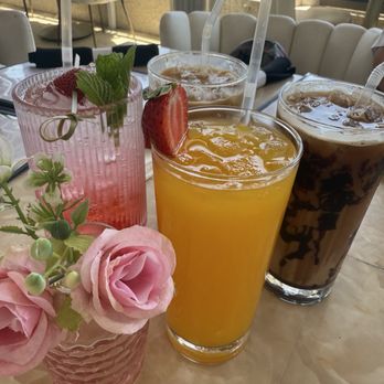 N Cafe - Sparkling Strawberry Refresher (left), Freshly-Squeezed Orange Juice (bottom center), Caramel Delight (top center), Hazelnut Dream (right) - Breakfast & Brunch Near Me - Glendale, California