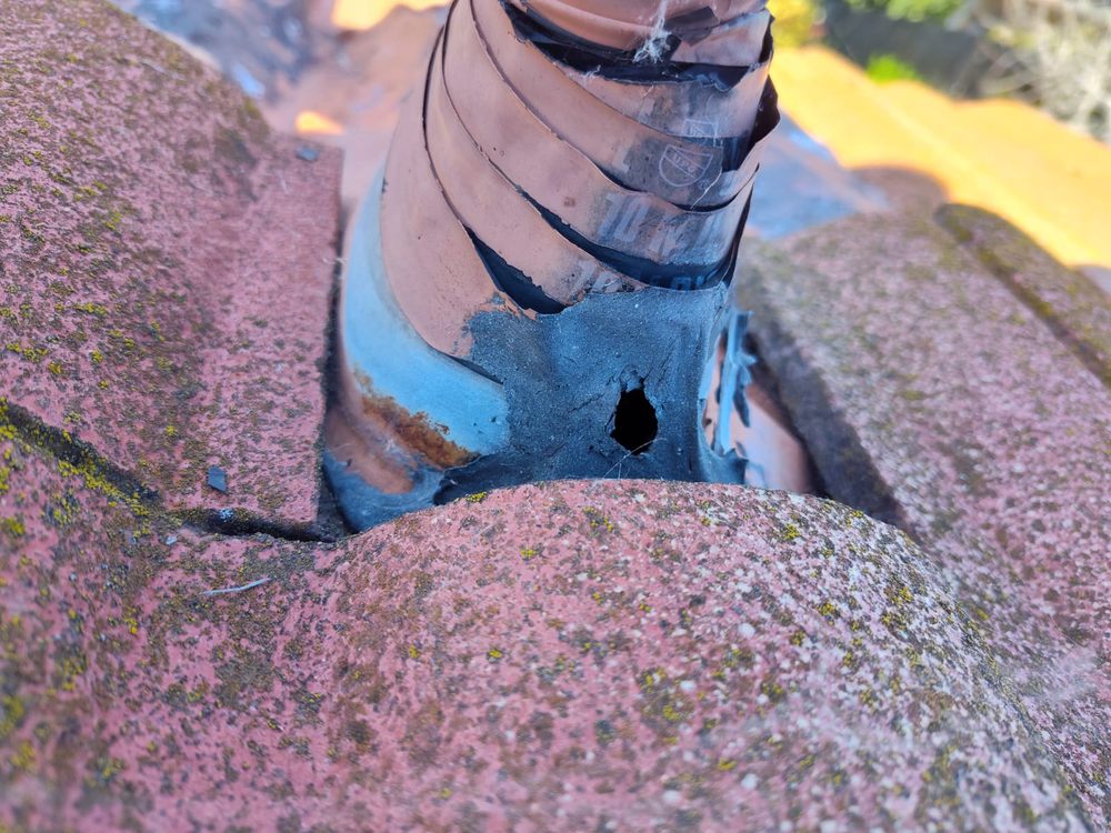 Slide of Trio Roofers