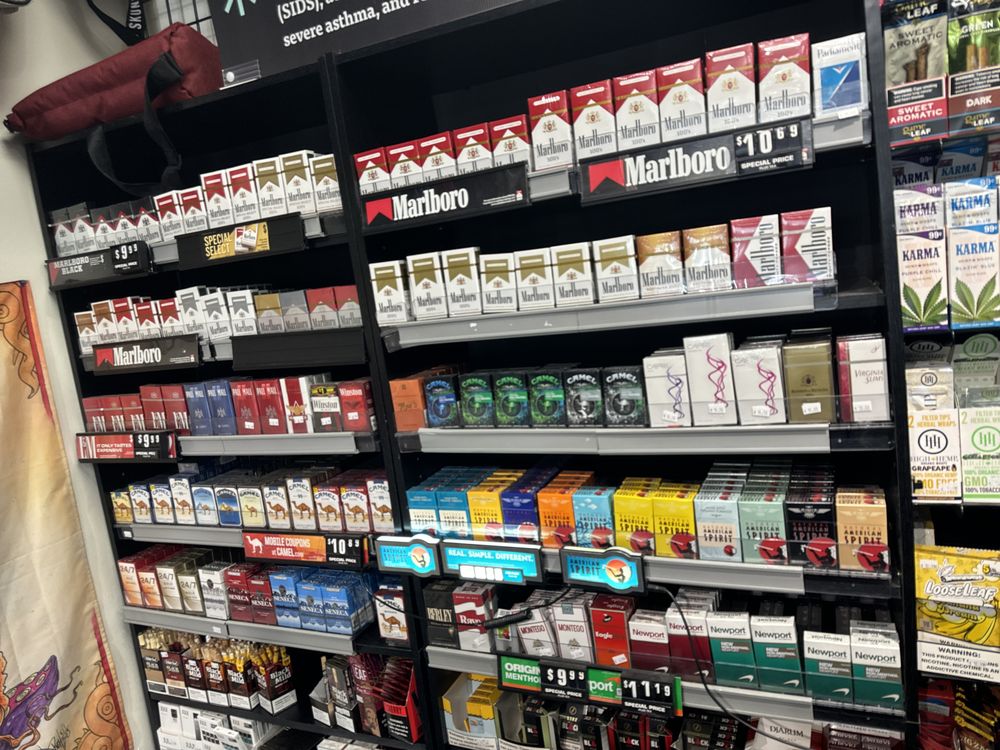 DRIP SMOKE & VAPE 70 Photos 31364 Hampton Rd, Yucaipa, California