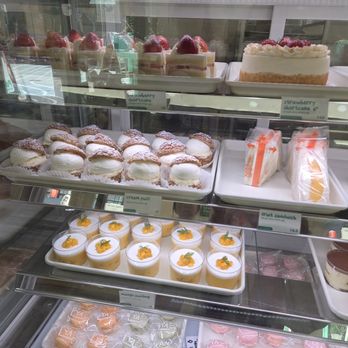 Panya Japanese Bakery - Cakes display - Bakeries Near Me - Brooklyn, New York Panya Japanese Bakery - Cakes display - Bakeries Near Me - Brooklyn, New York