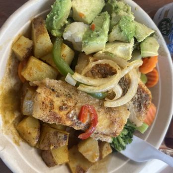 Latin Square Cuisine - Cod fish, roasted potatoes, steamed vegetables, avocado and coconut water - Latin American Near Me - Orlando, Florida