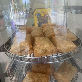 Par Orchid - Haitian beef paties - Desserts Near Me - Laval, Quebec