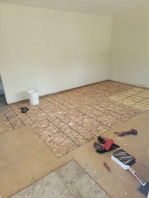 Flooring Services - Have you recently moved into a new house, and want to put in new flooring? Or perhaps you’ve been living in your home for quite some time and are keen for a change. Whatever the case may be, our flooring services experts can help you tackle any renovation.
When it comes to choosing new floors for your home, there are so many options that it can feel a bit overwhelming. Aside from what you think looks nice, it’s also worth thinking about what kind of flooring will work best for your family. Flooring Services - Have you recently moved into a new house, and want to put in new flooring? Or perhaps you’ve been living in your home for quite some time and are keen for a change. Whatever the case may be, our flooring services experts can help you tackle any renovation.
When it comes to choosing new floors for your home, there are so many options that it can feel a bit overwhelming. Aside from what you think looks nice, it’s also worth thinking about what kind of flooring will work best for your family.