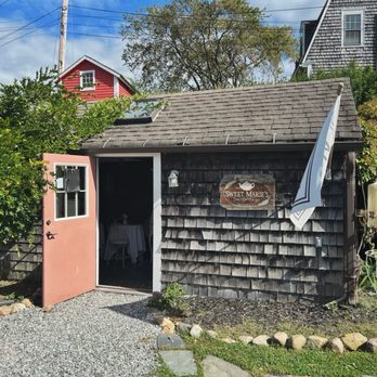 Sweet Maries Tea Cottage - Exterior - Tea Rooms Near Me - N Kingstown, Rhode Island