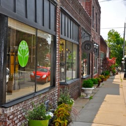 Oleander Aesthetics - The Antique District.