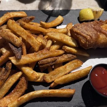 Crush & Brew - Fish n chips - New American Near Me - Temecula, California