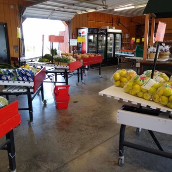Circle R Fruit Farms - Circle R. - Farmers Market Near Me - Waterport, New York