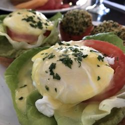 Cafe Le Reve - California Benedict