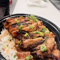 Ba To Food Truck - Chicken rice bowl & banh mi