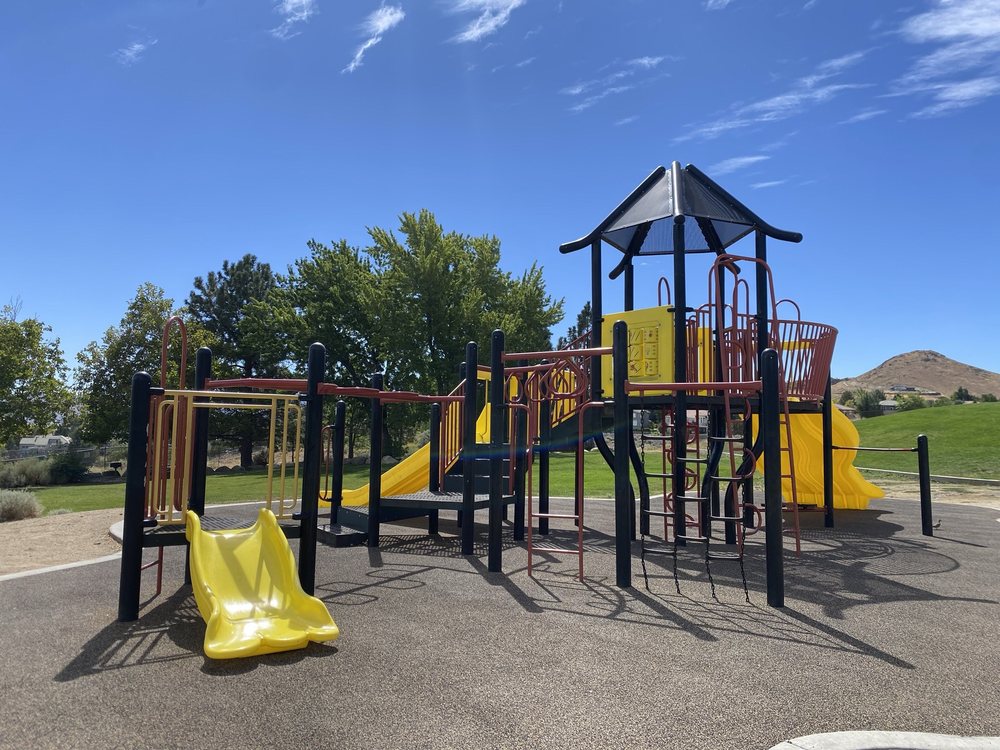 Mary Gojack Park Logo