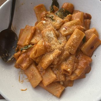 Élephante - Spicy Calabrian Vodka Pasta - Italian Near Me - Santa Monica, California Élephante - Spicy Calabrian Vodka Pasta - Italian Near Me - Santa Monica, California