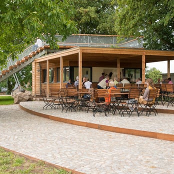 Seeblick - Terrasse und Aussichtspunkt auch für Veranstaltungen zu buchen. - Northern German Near Me - Lassahn, MV Seeblick - Terrasse und Aussichtspunkt auch für Veranstaltungen zu buchen. - Northern German Near Me - Lassahn, MV