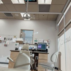 Kids Care Dental & Orthodontics - Vacaville - Wall-to-wall window seating for parents while kids are being seen... Amazing.