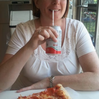 Bitondo's Pizzeria - Pizza Near Me - Toronto, Ontario Bitondo's Pizzeria - Pizza Near Me - Toronto, Ontario