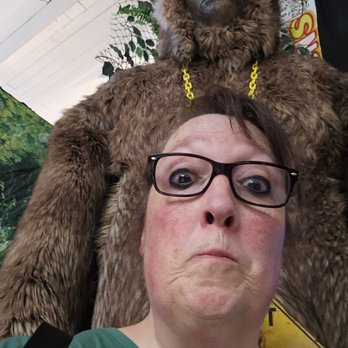 Freakybuttrue Peculiarium - Museums Near Me - Portland, Oregon