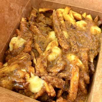 Saus - Regular Poutine - Vegetarian Near Me - Somerville, Massachusetts