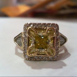 Carson Jewelry & Loan - IT IS A VERY BEAUTIFUL RING BUT NO WHERE NEAR WORTH 12,995.00 WE ARE MAKING A REPORT TO THE BBB