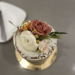 Luckybird Cakes