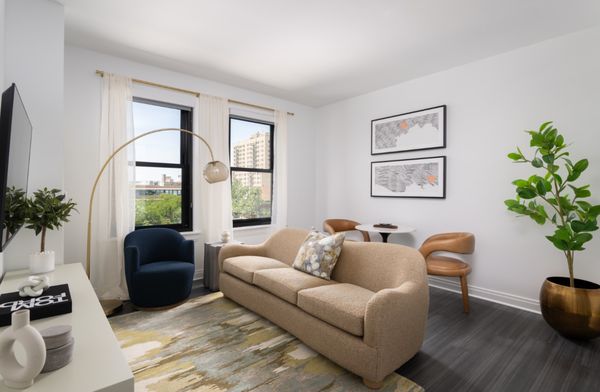 The Belden-Stratford by null