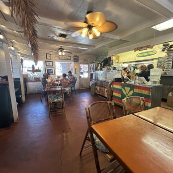 Aloha Food Factory - Dinning room - Hawaiian Near Me - Alhambra, California