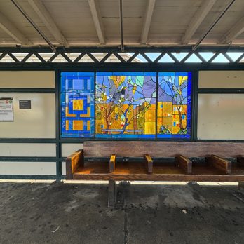 MTA - Jackson Av - Prospect Ave Subway Station (2,5) - Marina Tsesarskaya "Bronx. Four Seasons" 2008, Outbound Platform - Metro Stations Near Me - The Bronx, New York