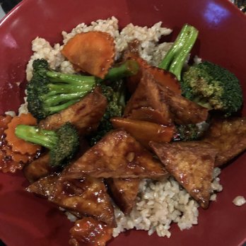 Bento Asian Kitchen + Sushi - Broccoli and Garlic Tofu with Brown Rice - Sushi Bars Near Me - Gainesville, Florida