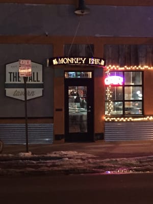 The Monkey Bar by null