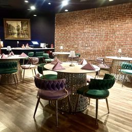 Obsessed with the purple & green chairs! Obsessed with the purple & green chairs!