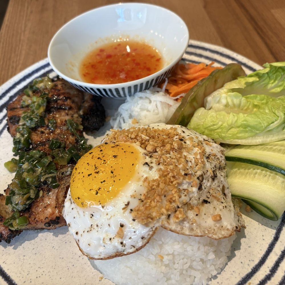Chao Ban - Let Your Shoulder Lean Grilled lemongrass pork shoulder, broken cushed PEANUTS, fried shallotse, tomato - Vietnamese Near Me - McLean, Virginia