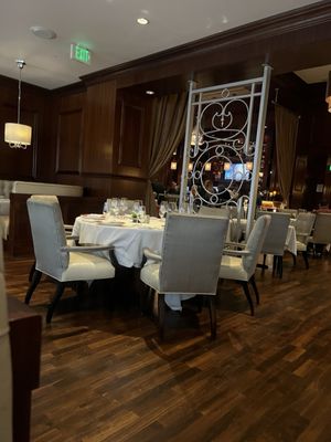 The Grant Grill by null