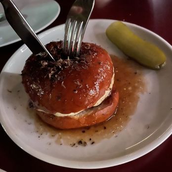 Aloette - Truffle Wagu burger - French Near Me - Toronto, Ontario