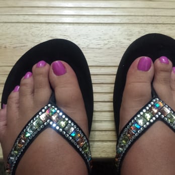 ProTop Nails - Pleased with my pedi! - Nail Salons Near Me - Roseville, California